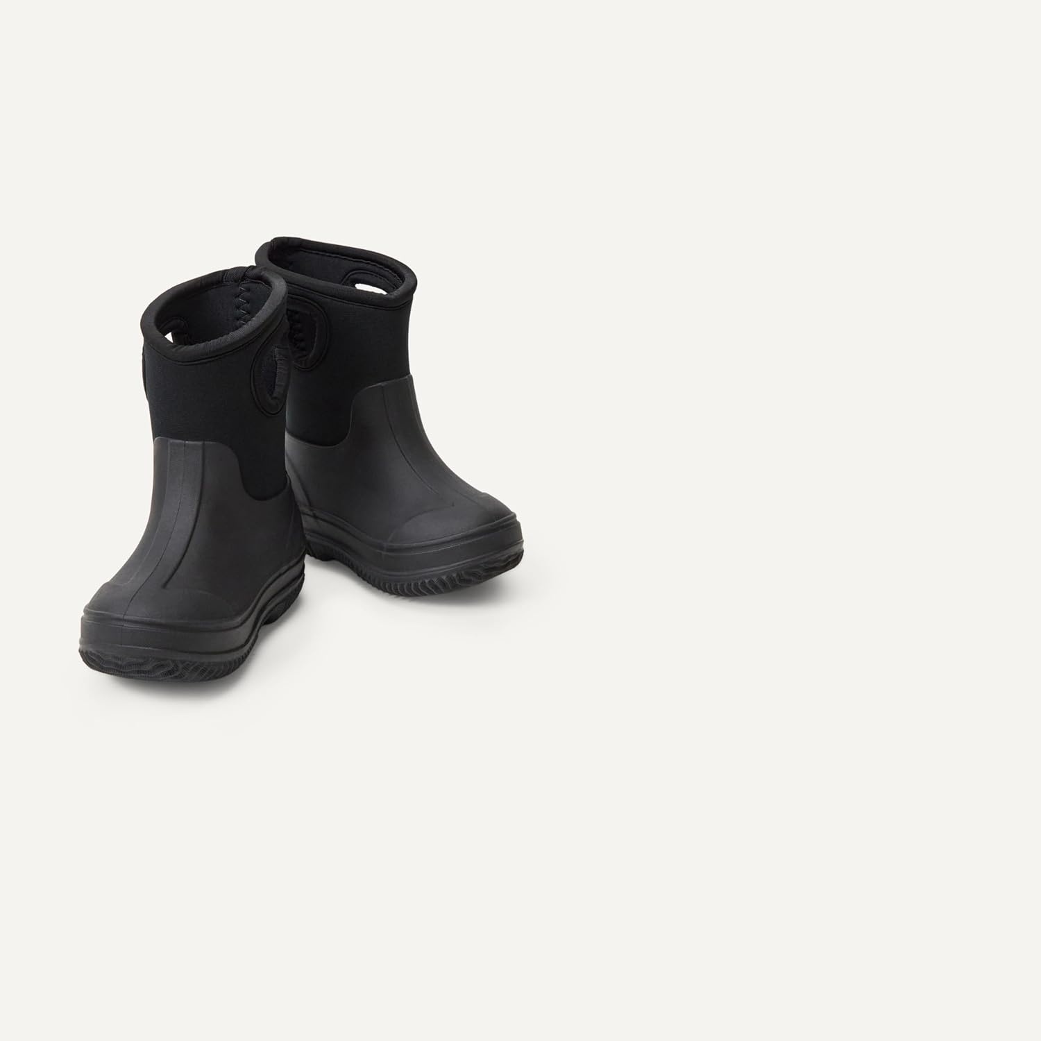 image:imageAmazon Essentials Unisex Kids Insulated Neoprene Rain BootBlack