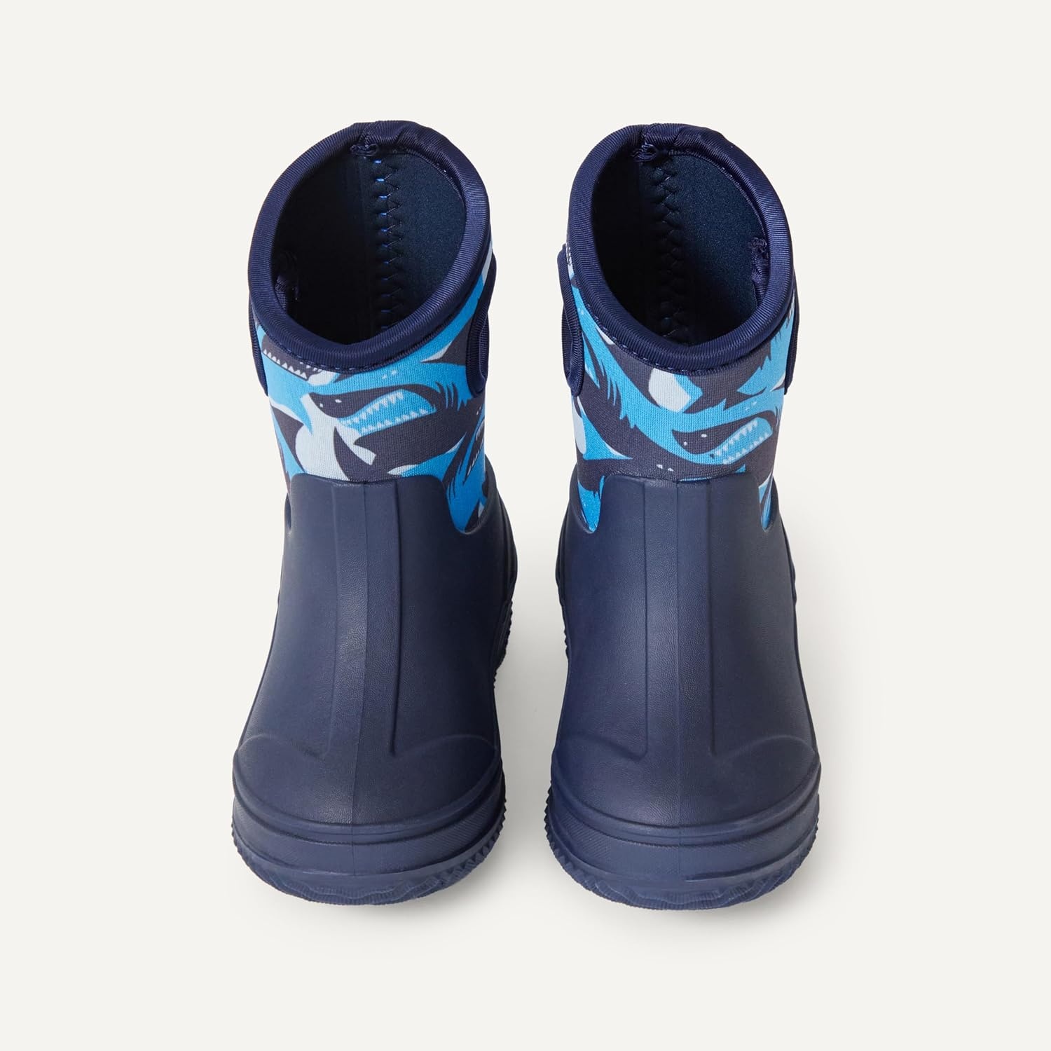 image:imageAmazon Essentials Unisex Kids Insulated Neoprene Rain BootNavy Sharks