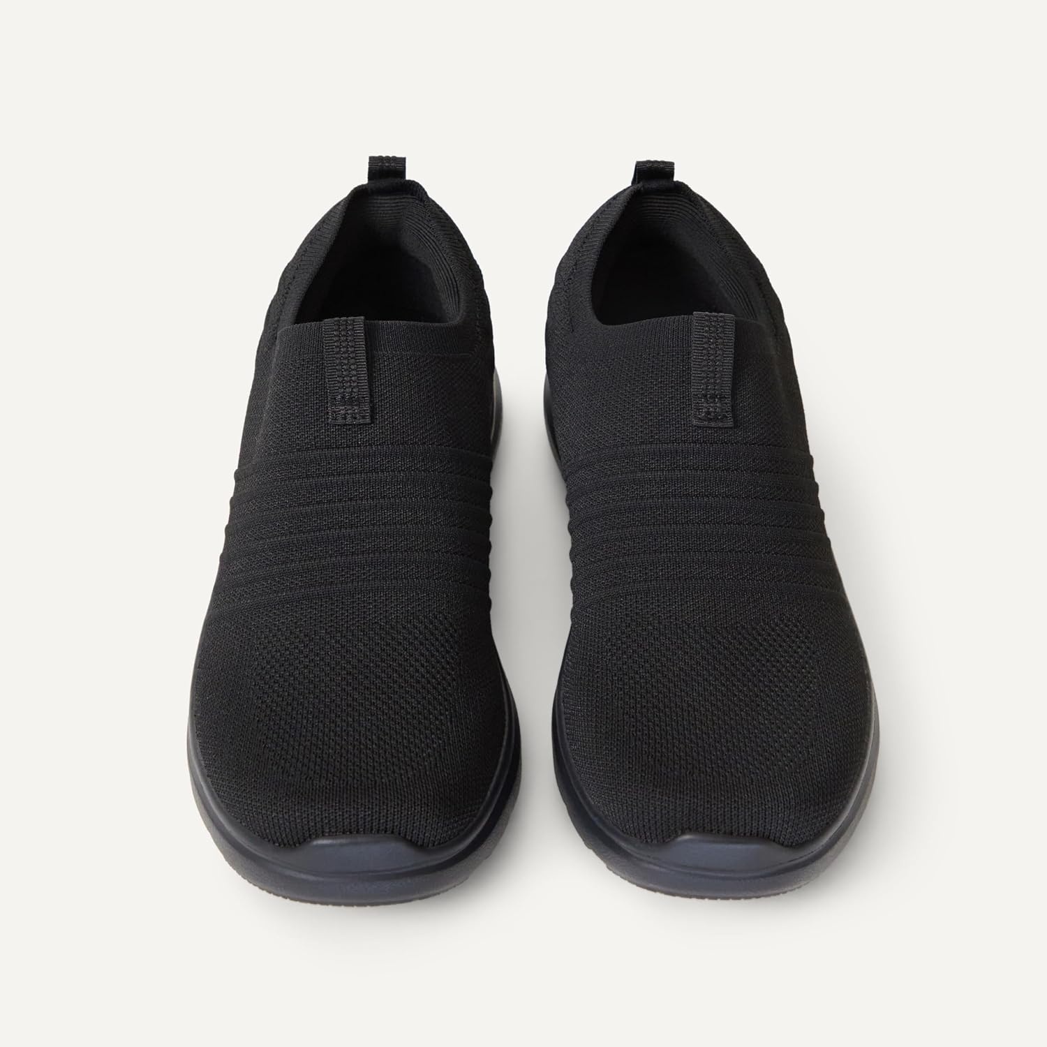 image:imageAmazon Essentials Unisex Kids Knit Light Weight Slip On SneakerBlack
