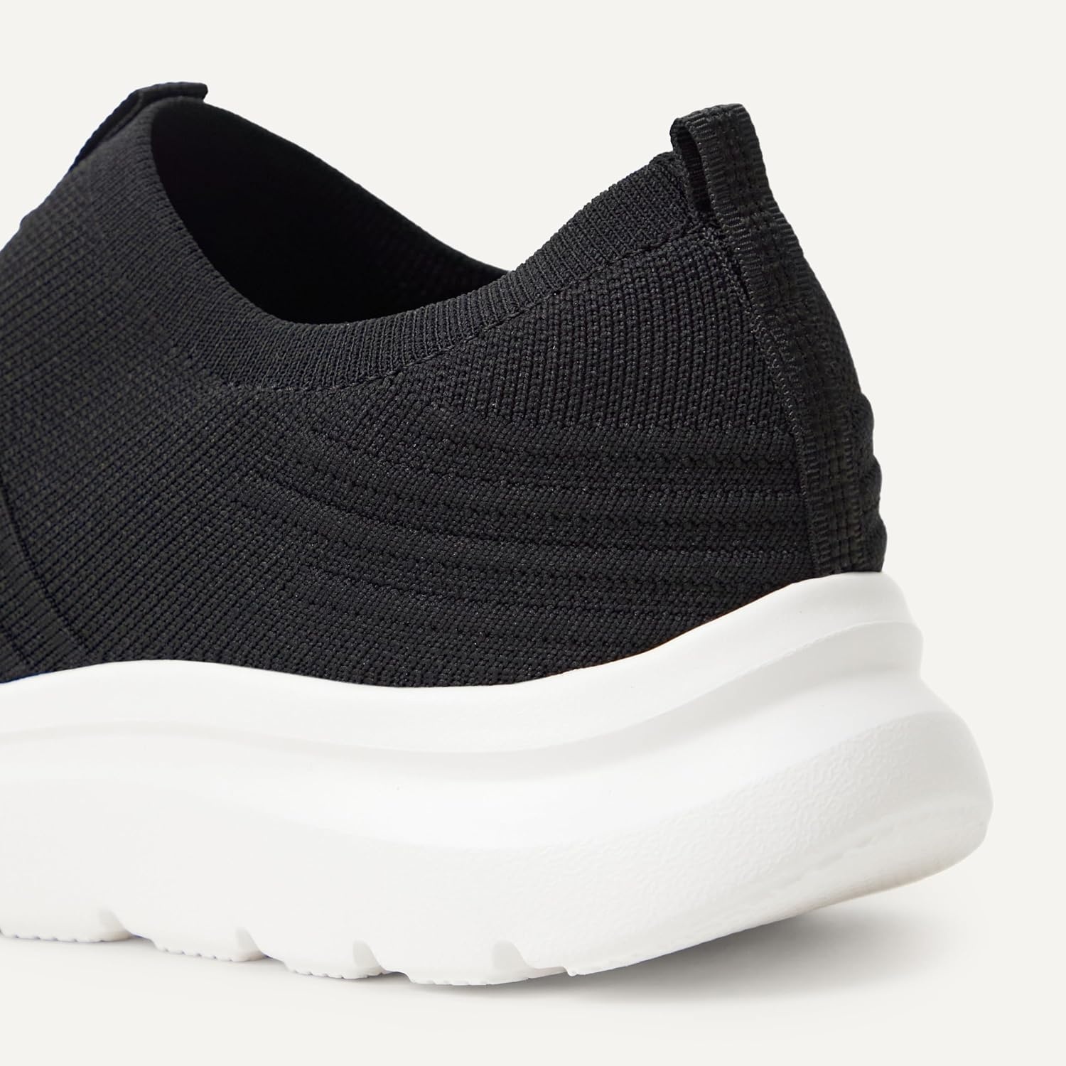 image:imageAmazon Essentials Unisex Kids Knit Light Weight Slip On SneakerBlackWhite