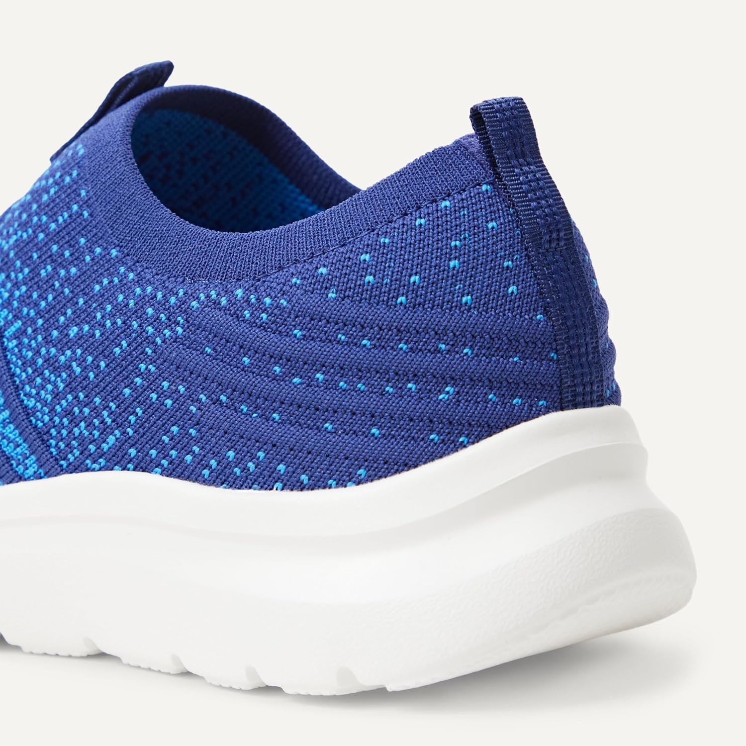 image:imageAmazon Essentials Unisex Kids Knit Light Weight Slip On SneakerBlue Gradient