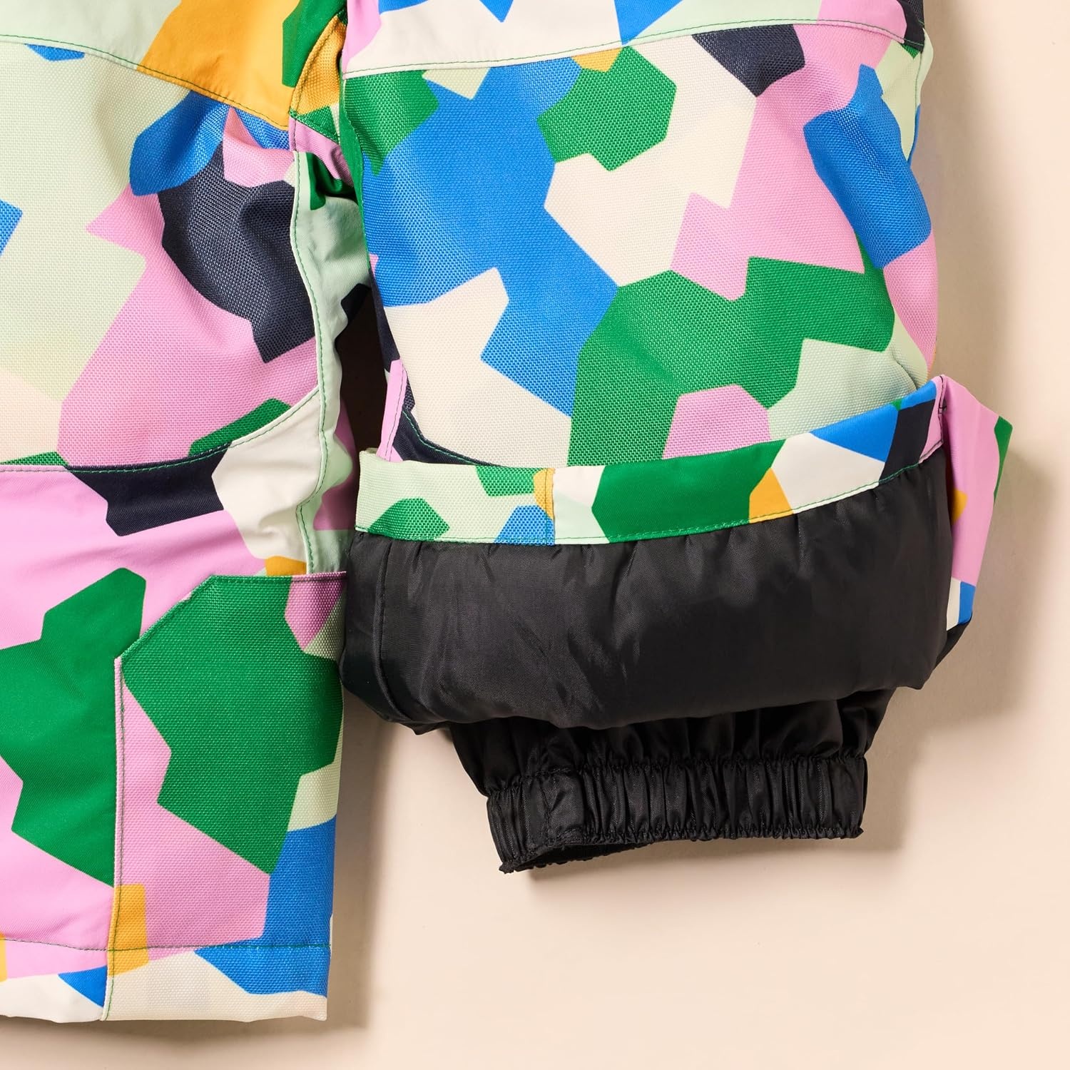 image:imageAmazon Essentials Unisex Kids and Toddlers Insulated Waterproof Ski amp Snow Pants BreathableGeo Camo