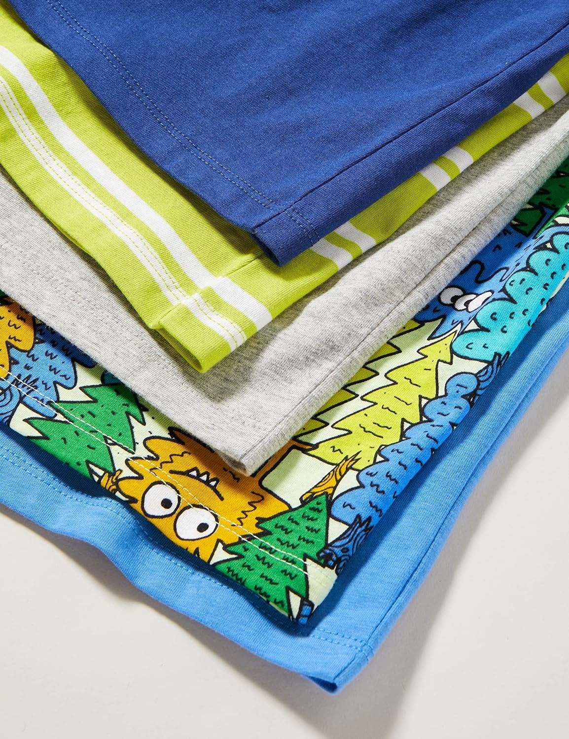 image:imageAmazon Essentials Unisex Toddlers ShortSleeve VNeck TShirt Tops
