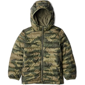 Amazon Essentials Boys and Toddlers’ Lightweight Water-Resistant Packable Hooded Insulated Puffer Jacket(Camo Print)
