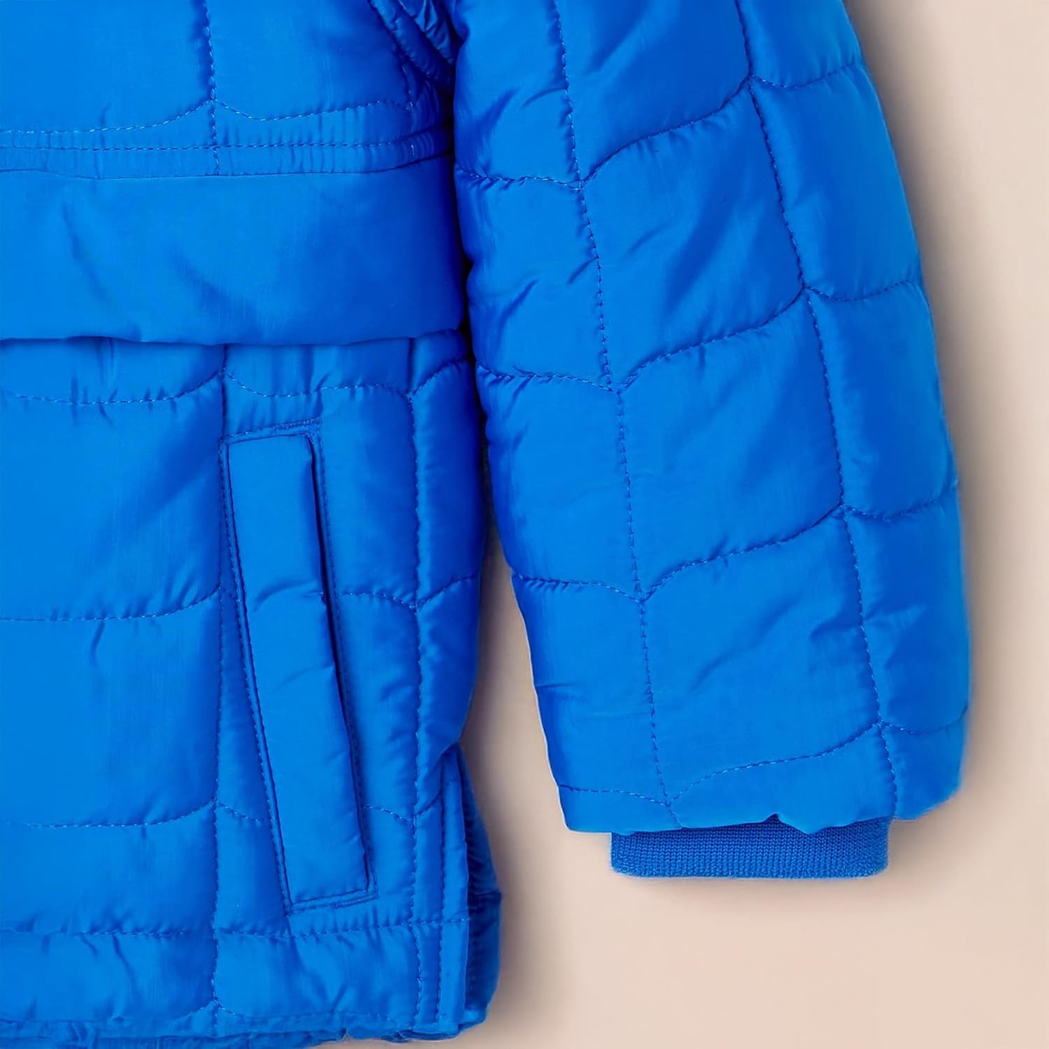 image:imageAmazon Essentials Boys and Toddlers Quilted Pullover JacketBright Blue