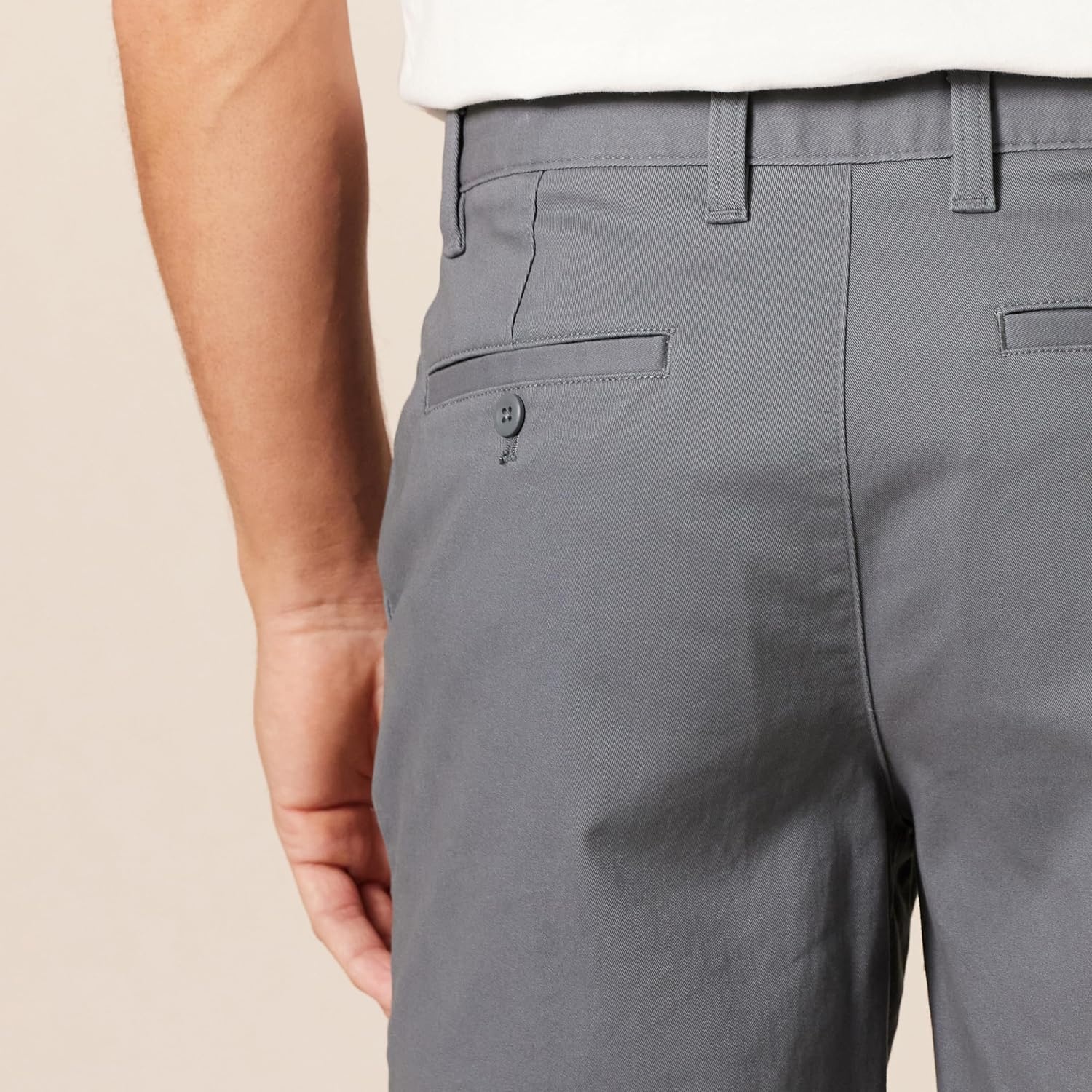 image:imageAmazon Essentials Mens 7 Stretch Chino ShortsCharcoal