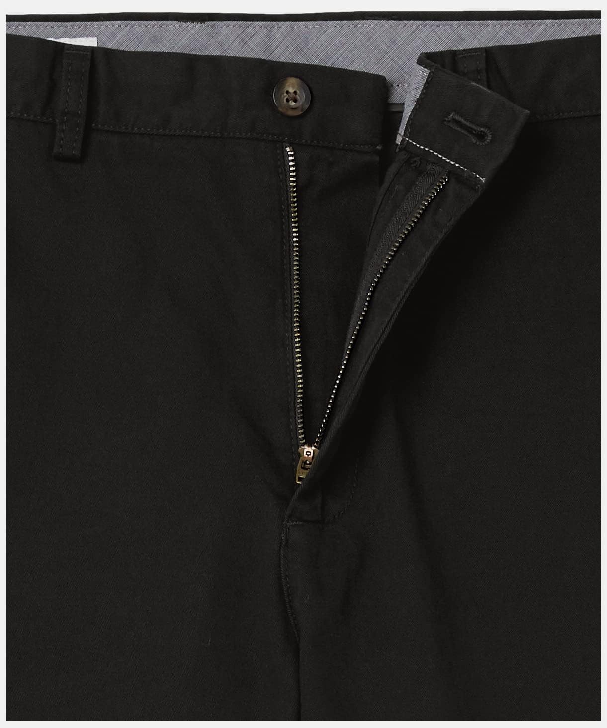 image:imageAmazon Essentials Mens ClassicFit 7 Short ShortsBlack