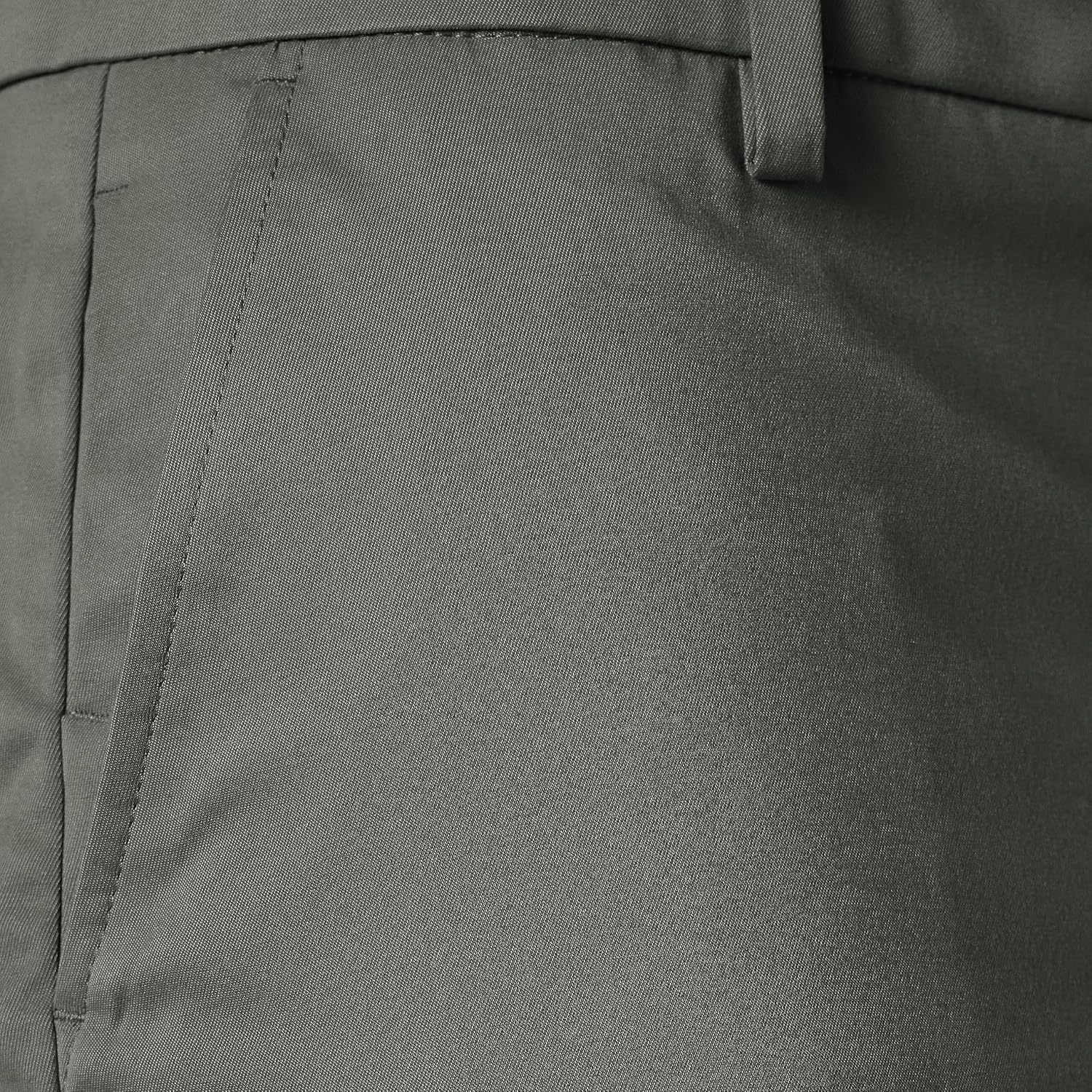 image:imageAmazon Essentials Mens ClassicFit 9 Inseam MoistureWicking Golf Shorts Functional Pockets Available in Big amp TallOlive