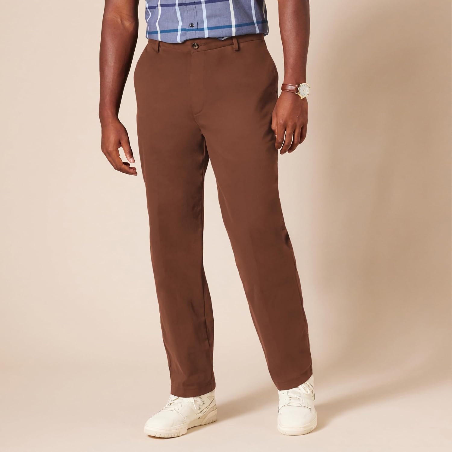 image:imageAmazon Essentials Mens ClassicFit WrinkleResistant FlatFront Stretch Chino PantBrown