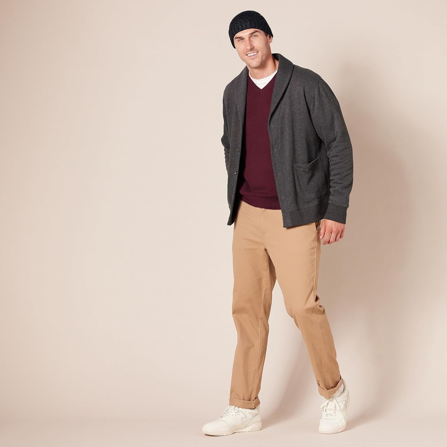 image:imageAmazon Essentials Mens Regular Fit Cotton VNeck Pullover Sweater Available in Big amp TallBurgundy