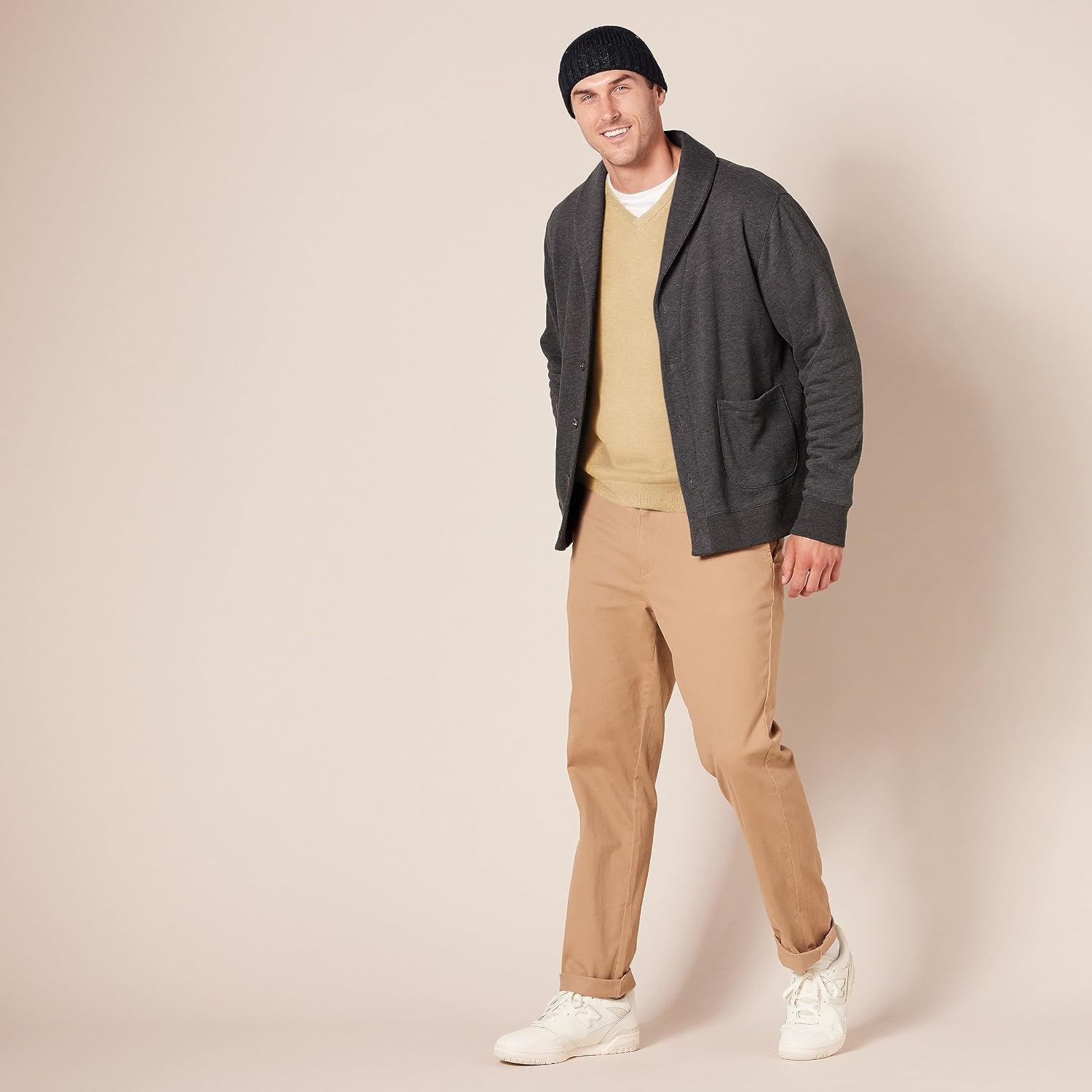 image:imageAmazon Essentials Mens Regular Fit Cotton VNeck Pullover Sweater Available in Big amp TallCamel Heather