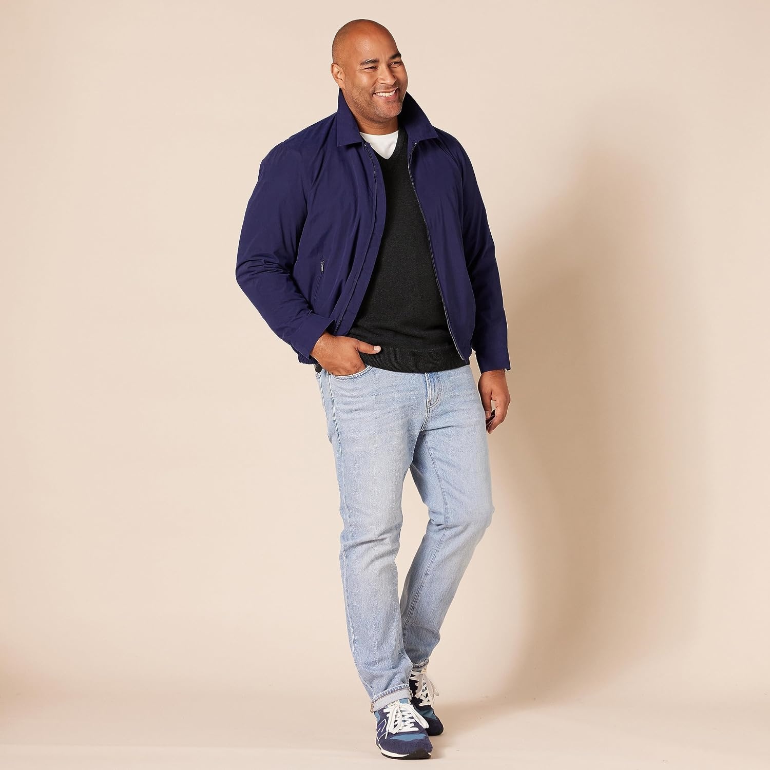 image:imageAmazon Essentials Mens Regular Fit Cotton VNeck Pullover Sweater Available in Big amp TallCharcoal Heather