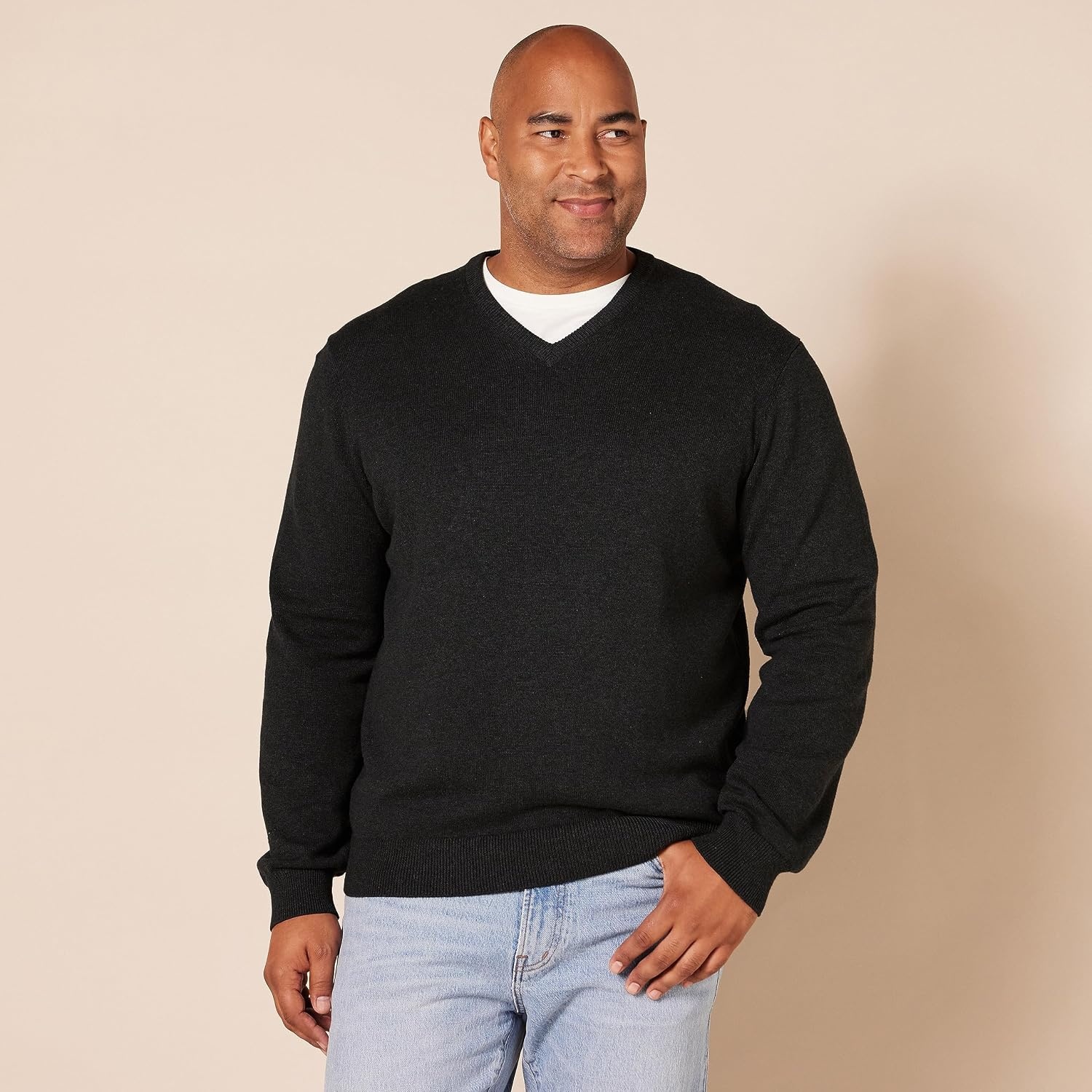 image:imageAmazon Essentials Mens Regular Fit Cotton VNeck Pullover Sweater Available in Big amp TallCharcoal Heather