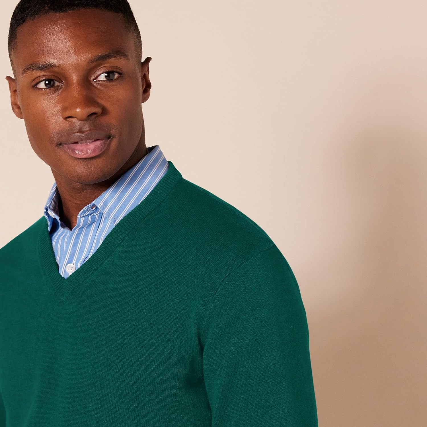 image:imageAmazon Essentials Mens Regular Fit Cotton VNeck Pullover Sweater Available in Big amp TallDark Green