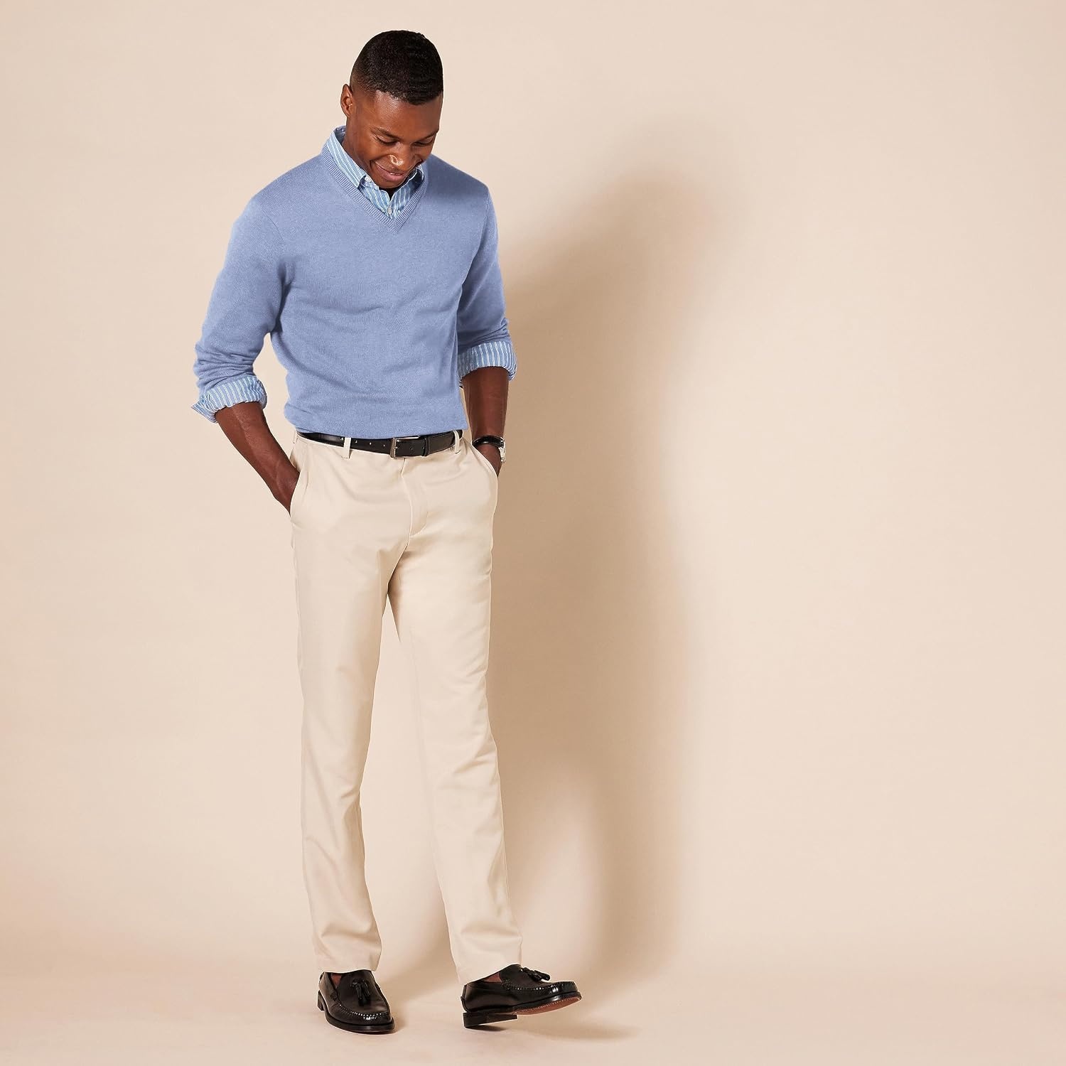 image:imageAmazon Essentials Mens Regular Fit Cotton VNeck Pullover Sweater Available in Big amp TallDusty Blue
