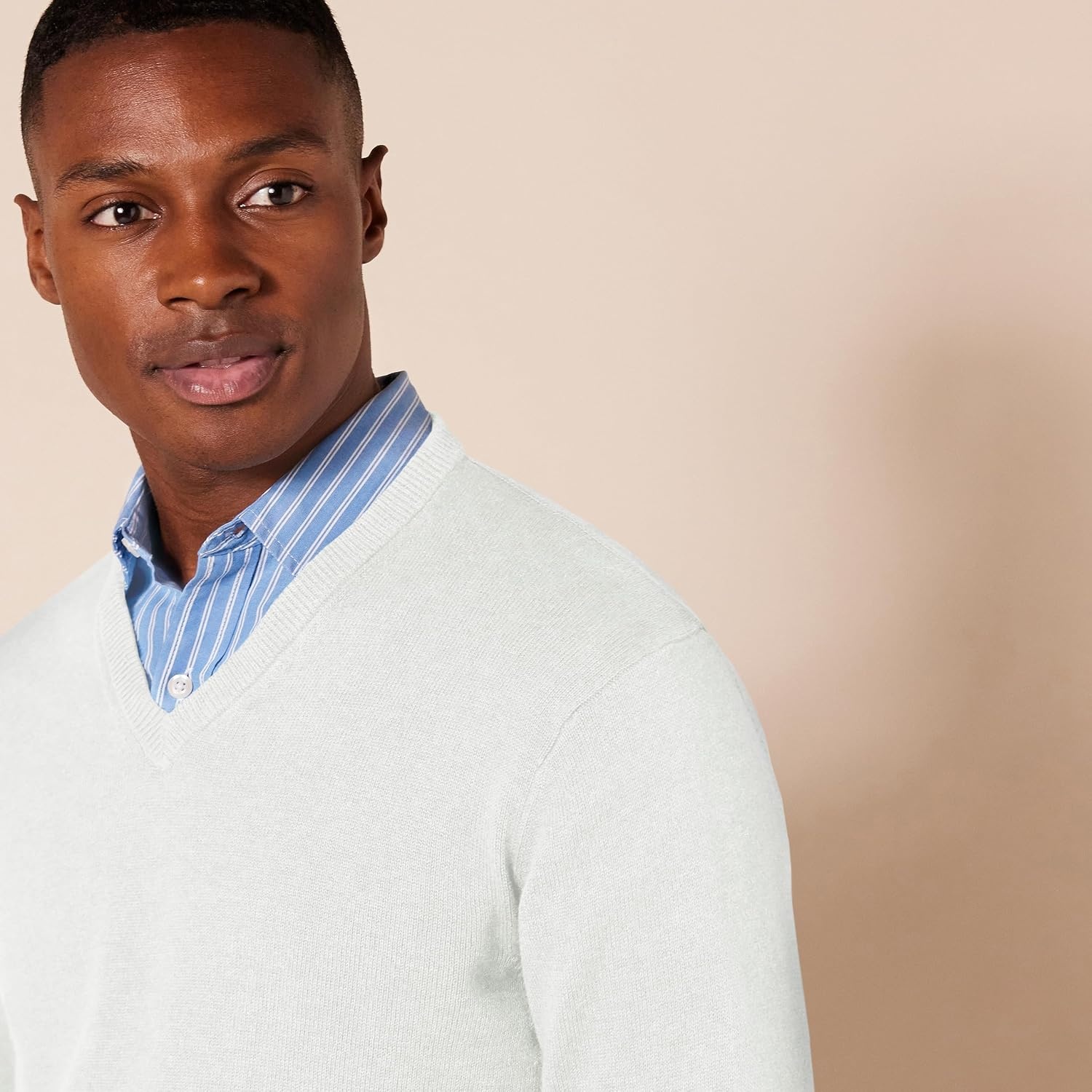image:imageAmazon Essentials Mens Regular Fit Cotton VNeck Pullover Sweater Available in Big amp TallIvory