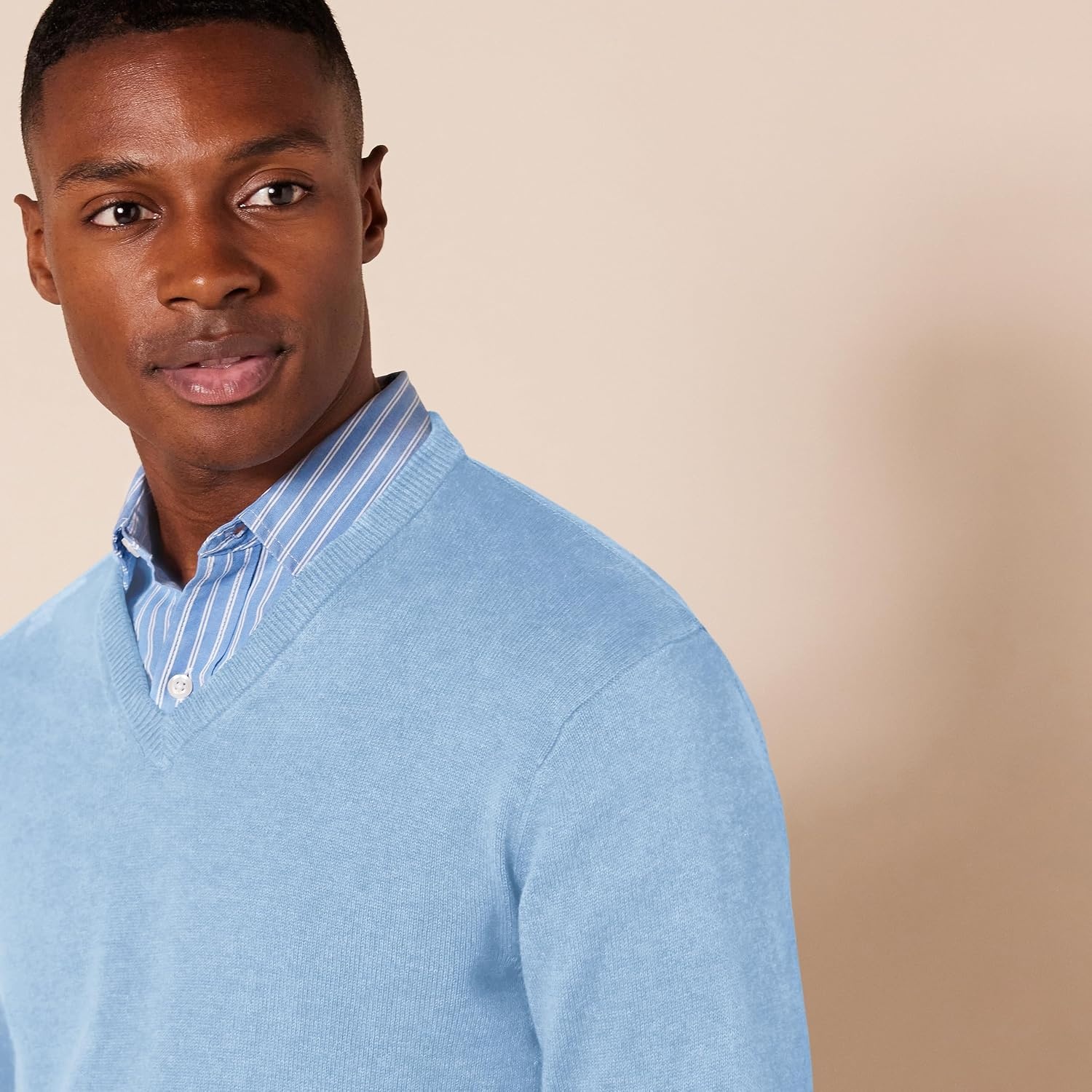 image:imageAmazon Essentials Mens Regular Fit Cotton VNeck Pullover Sweater Available in Big amp TallLight Blue Heather