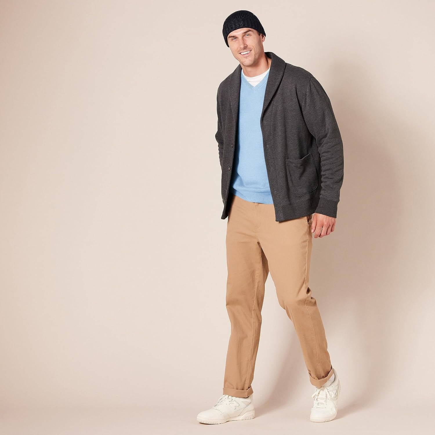 image:imageAmazon Essentials Mens Regular Fit Cotton VNeck Pullover Sweater Available in Big amp TallLight Blue Heather