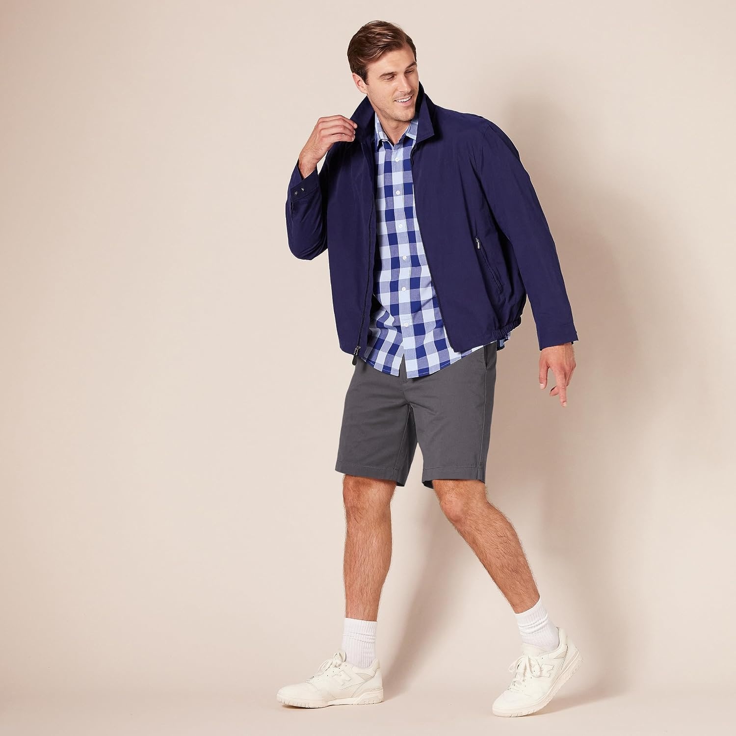 image:imageAmazon Essentials Mens SlimFit 9 Chino ShortsCharcoal
