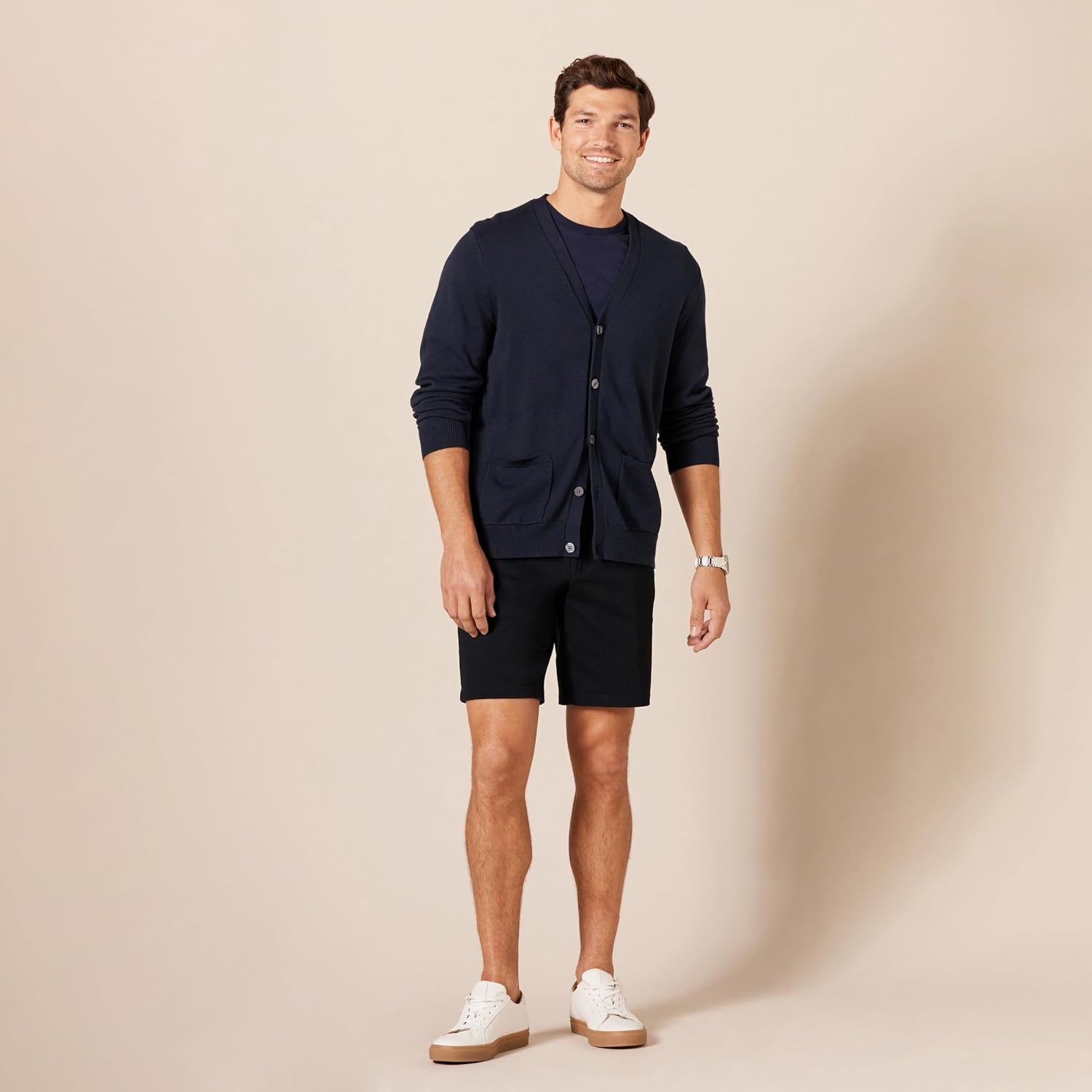 image:imageAmazon Essentials Mens SlimFit 9 Stretch Chino Shorts Midweight Cotton TwillBlack