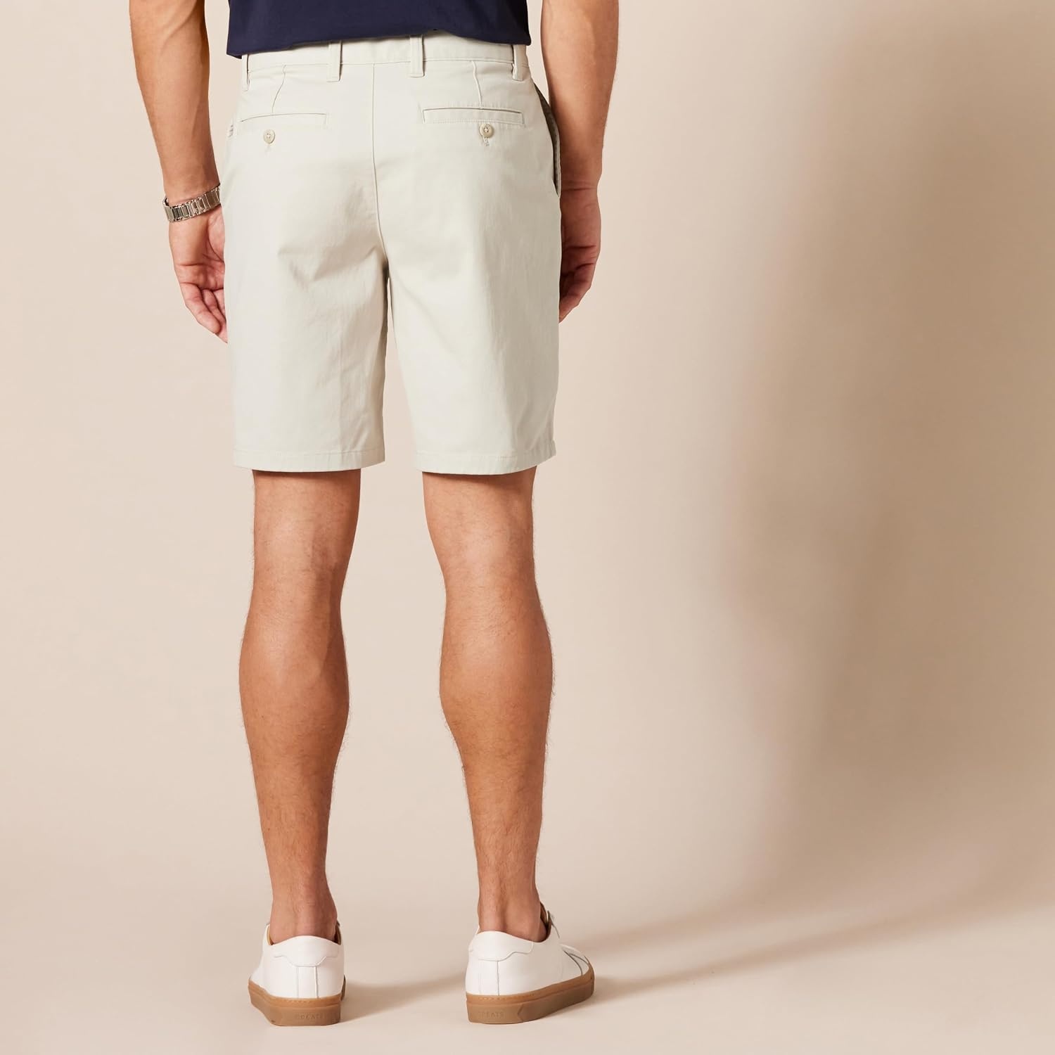 image:imageAmazon Essentials Mens SlimFit 9 Stretch Chino Shorts Midweight Cotton TwillLight Grey