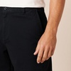 Amazon Essentials Men’s 7″ Stretch Chino Shorts(Black)