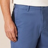 Amazon Essentials Men’s 7″ Stretch Chino Shorts(Dark Blue)