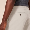 Amazon Essentials Men’s Slim-Fit 9″ Chino Shorts(Stone)