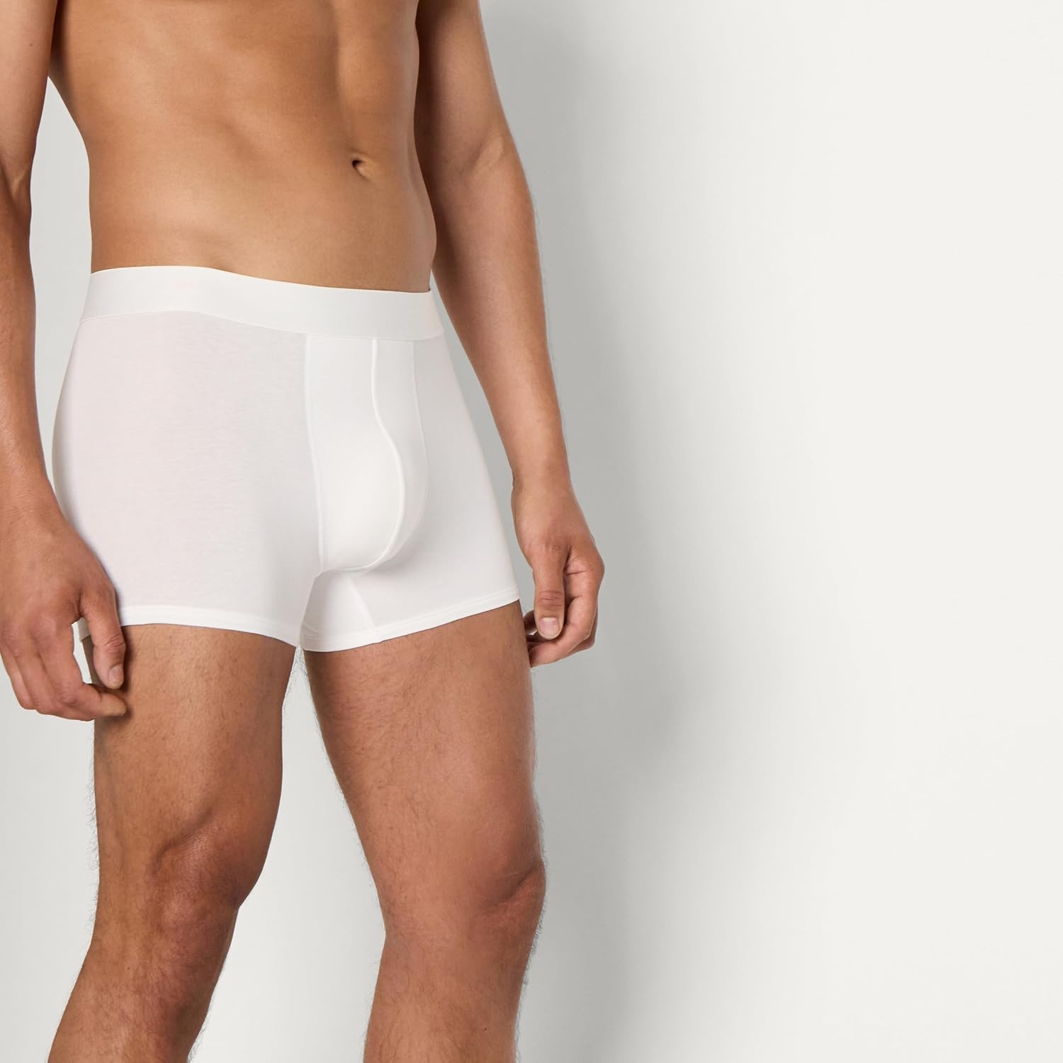 image:imageAmazon Essentials Mens Cotton Jersey Boxer Shorts Underwear Pack of 5White
