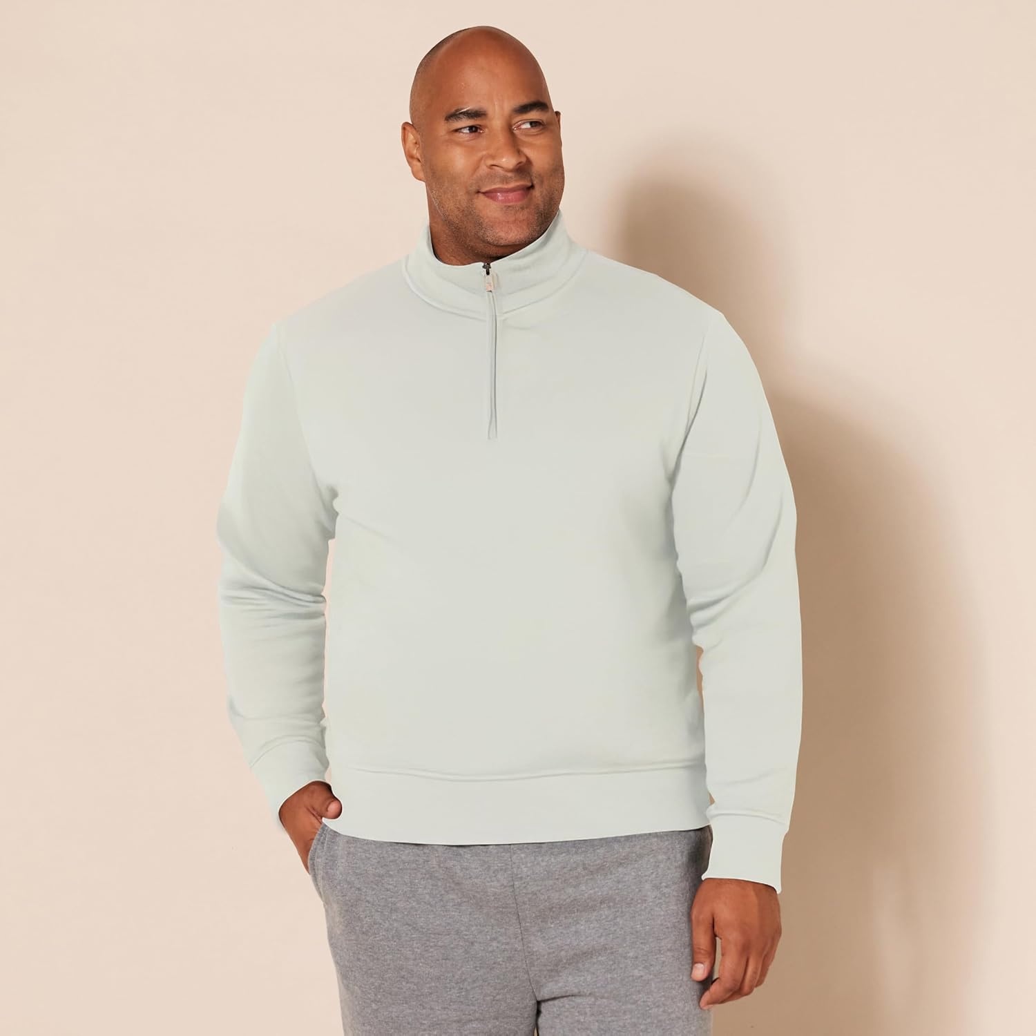 image:imageAmazon Essentials Mens LongSleeve QuarterZip Pullover Fleece SweatshirtLight Grey