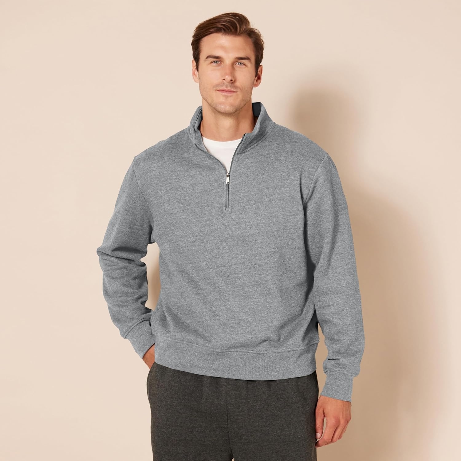 image:imageAmazon Essentials Mens LongSleeve QuarterZip Pullover Fleece SweatshirtMedium Grey Heather
