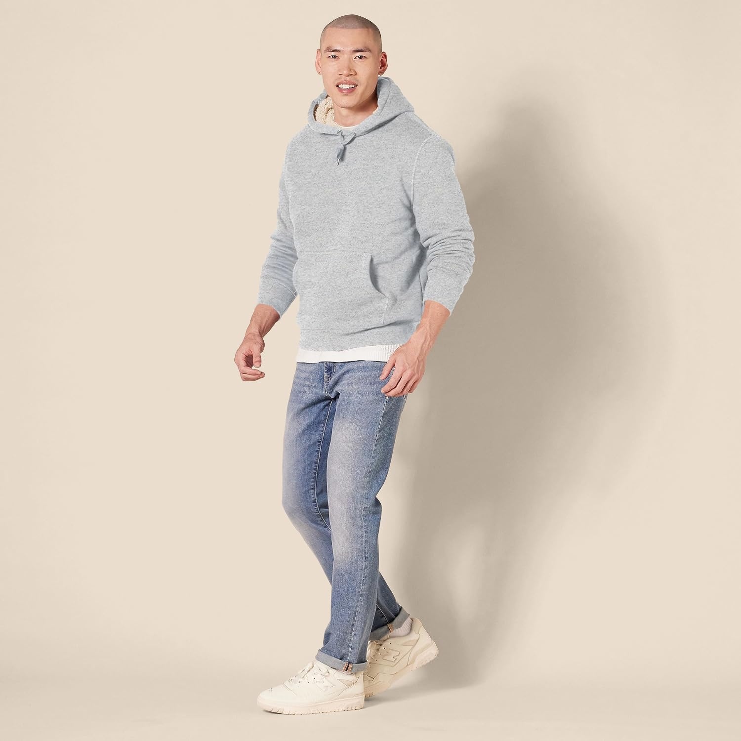 image:imageAmazon Essentials Mens Regular Fit SherpaLined Pullover HoodieLight Grey Heather