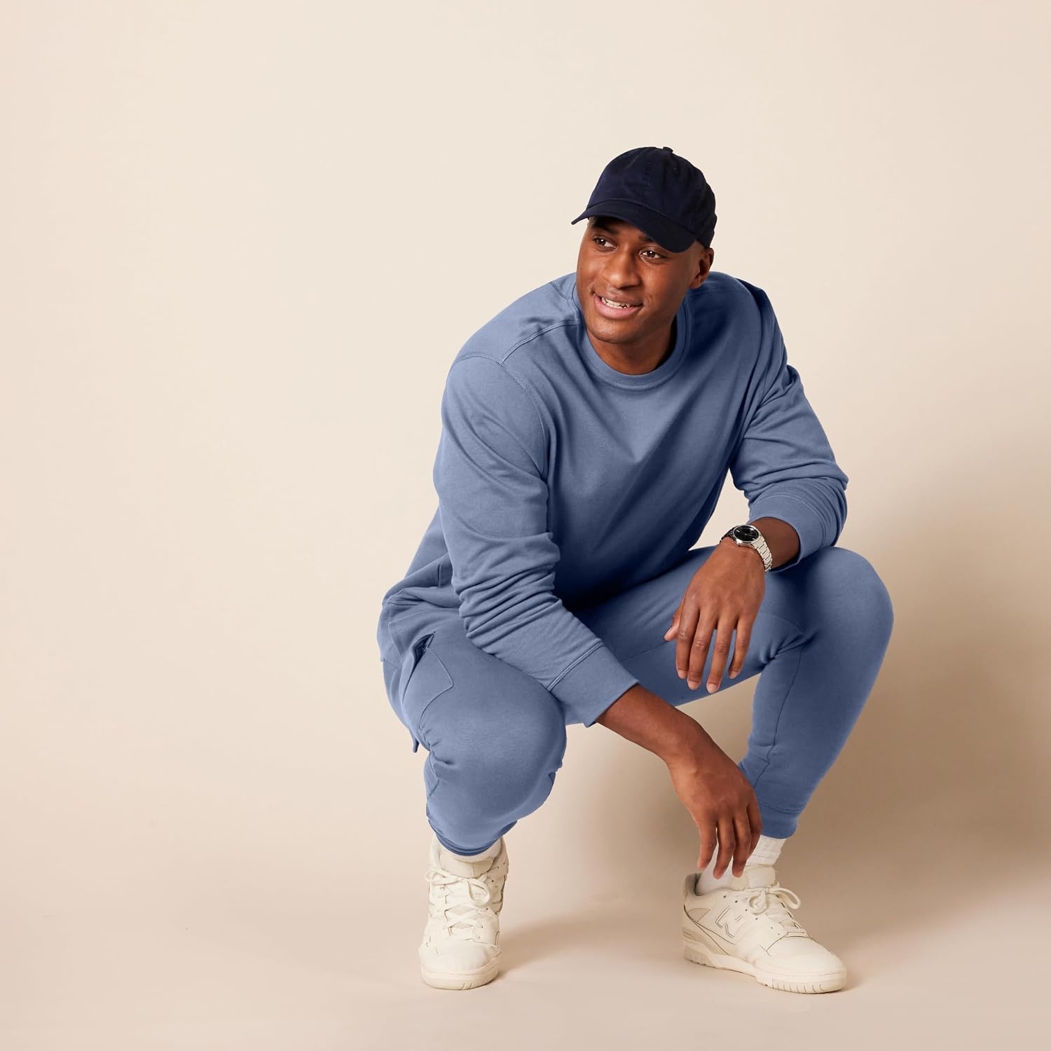 image:imageAmazon Essentials Mens Relaxed Fit Cargo Fleece Jogger Sweatpants with DrawstringIndigo Blue