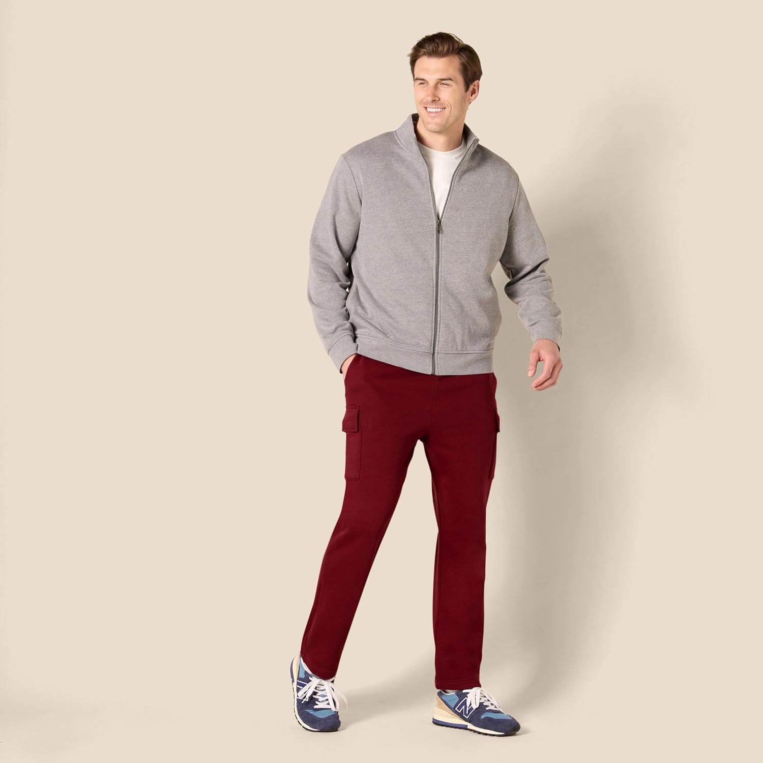 image:imageAmazon Essentials Mens Relaxed Fit Cargo Fleece Sweatpants with Open BottomDeep Red