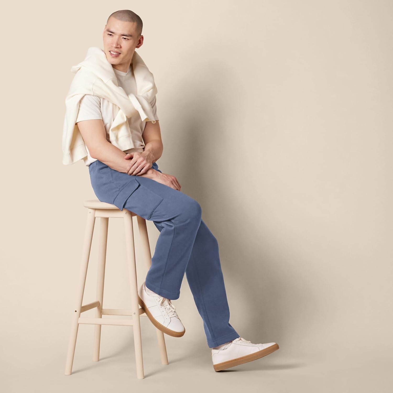image:imageAmazon Essentials Mens Relaxed Fit Cargo Fleece Sweatpants with Open BottomIndigo Blue