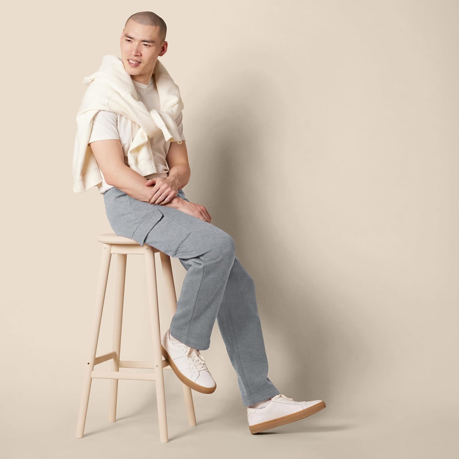 image:imageAmazon Essentials Mens Relaxed Fit Cargo Fleece Sweatpants with Open BottomLight Grey Heather
