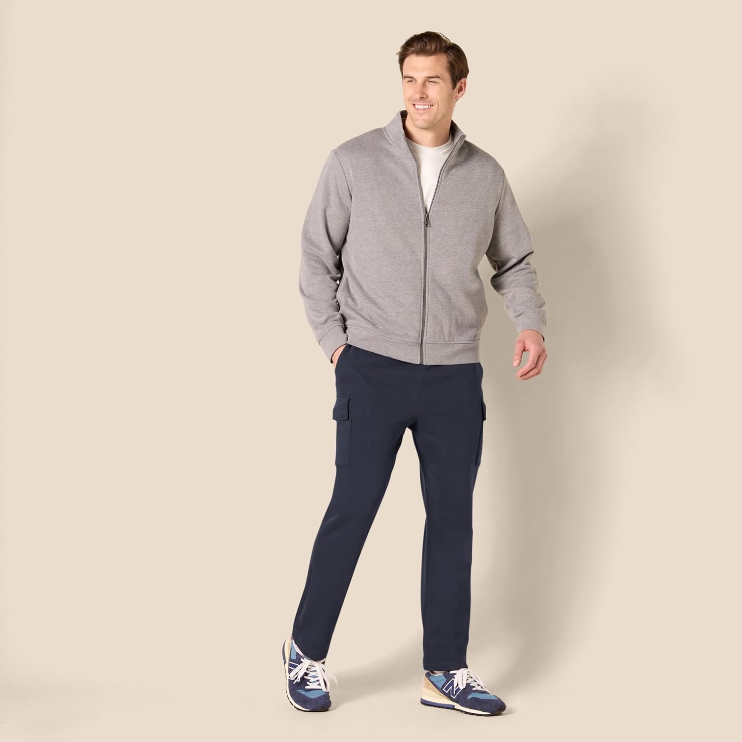 image:imageAmazon Essentials Mens Relaxed Fit Cargo Fleece Sweatpants with Open BottomNavy