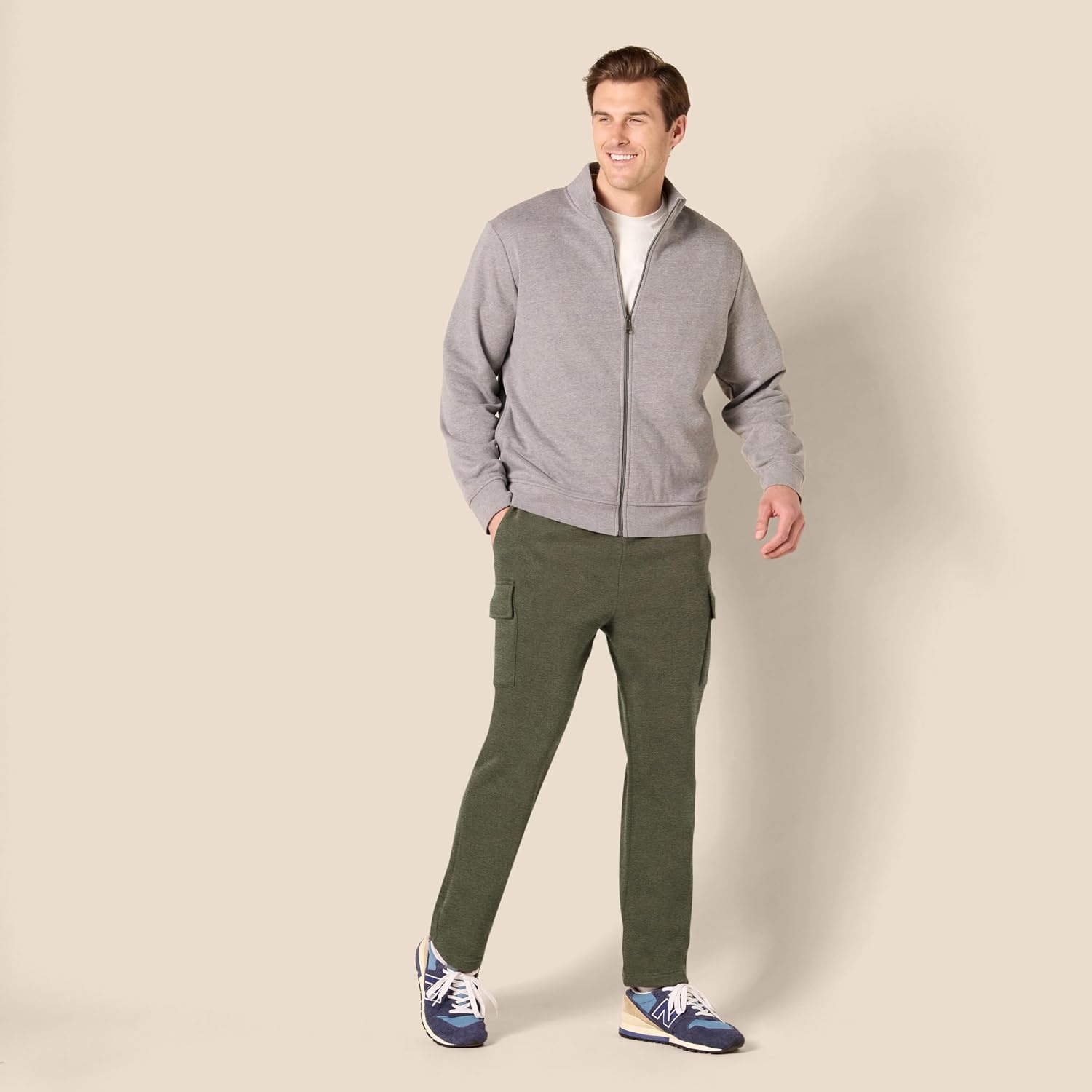 image:imageAmazon Essentials Mens Relaxed Fit Cargo Fleece Sweatpants with Open BottomOlive Heather