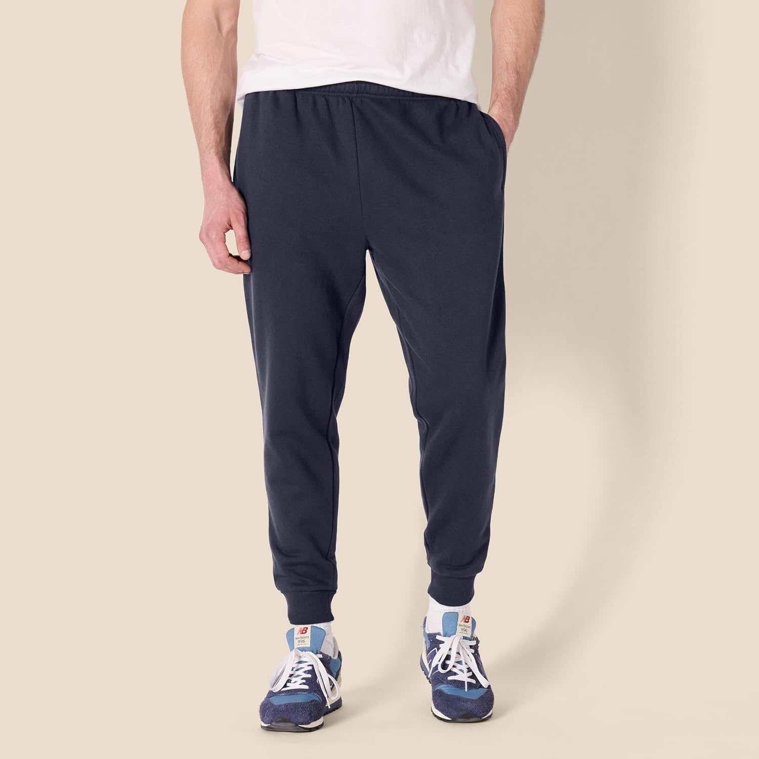 image:imageAmazon Essentials Mens Relaxed Fit Fleece Joggers Sweatpants Drawstring Waist Tapered Leg Ribbed Cuffs Brushed InteriorNavy