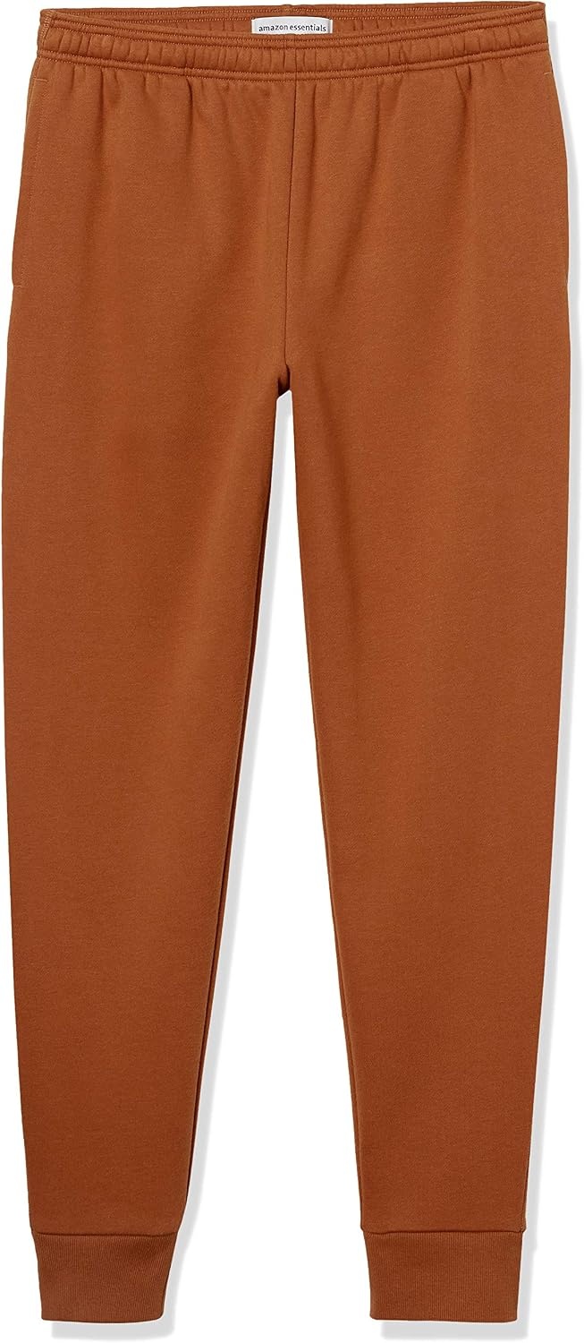 image:imageAmazon Essentials Mens Relaxed Fit Fleece Joggers Sweatpants Drawstring Waist Tapered Leg Ribbed Cuffs Brushed InteriorNutmeg
