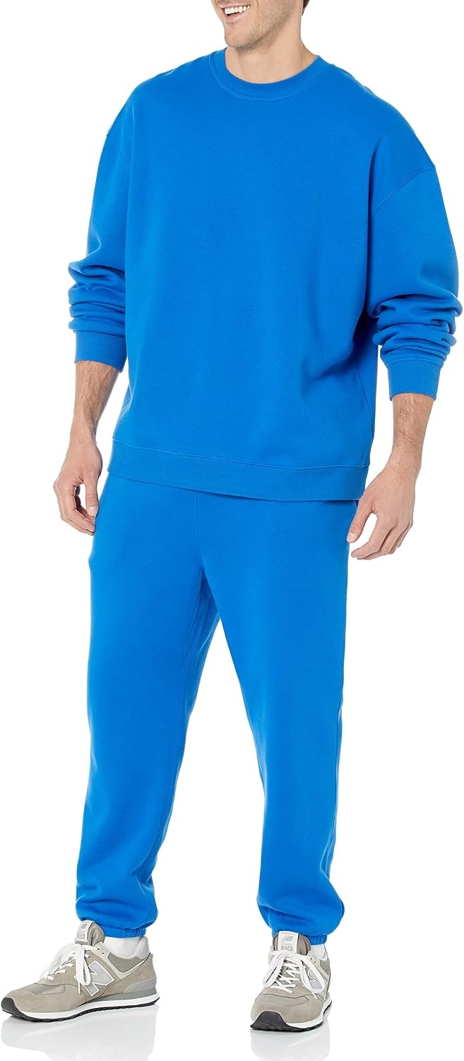 image:imageAmazon Essentials Mens RelaxedFit Sweatpants with Drawstring Waist ClosedBottomBright Blue