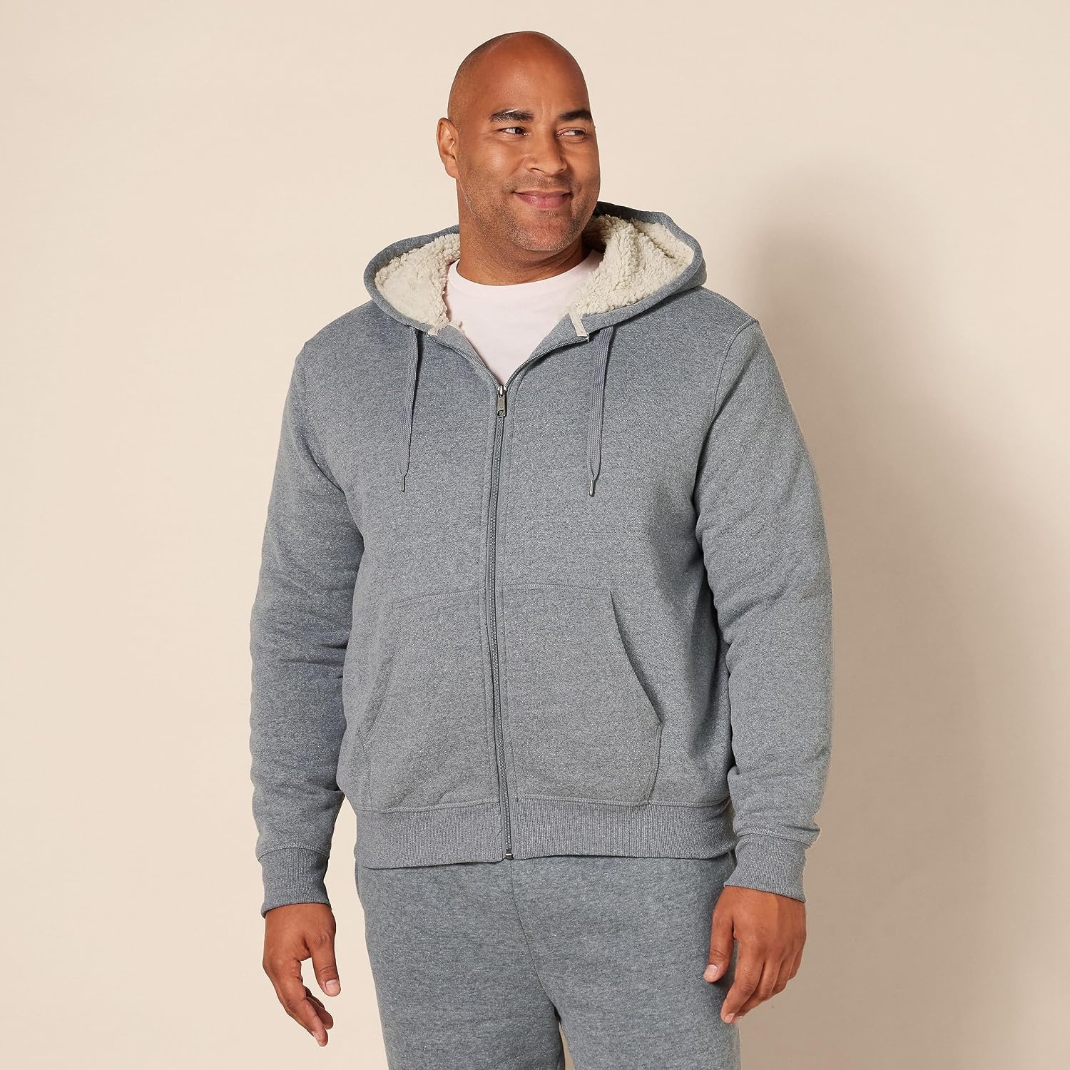 image:imageAmazon Essentials Mens SherpaLined FullZip Fleece Hoodie SweatshirtLight Grey Heather