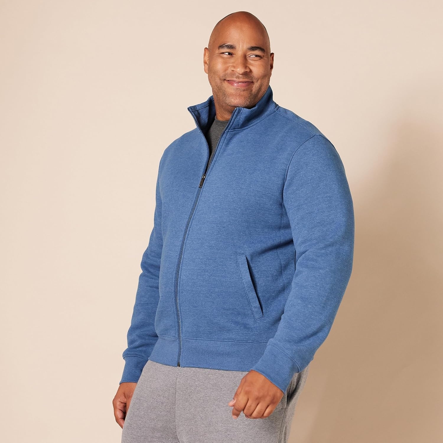 image:imageAmazon Essentials Mens Standard FullZip Fleece Mock Neck Midweight Sweatshirt with PocketsBlue Heather