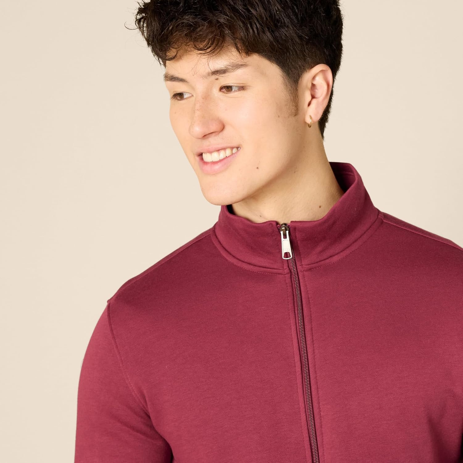 image:imageAmazon Essentials Mens Standard FullZip Fleece Mock Neck Midweight Sweatshirt with PocketsRed