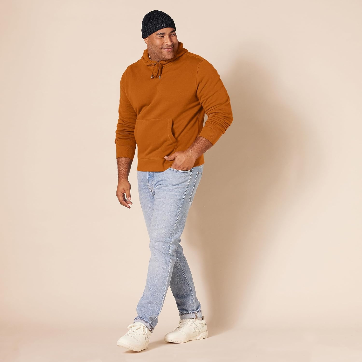 image:imageAmazon Essentials mens Fleece Pullover Hooded SweatshirtNutmeg