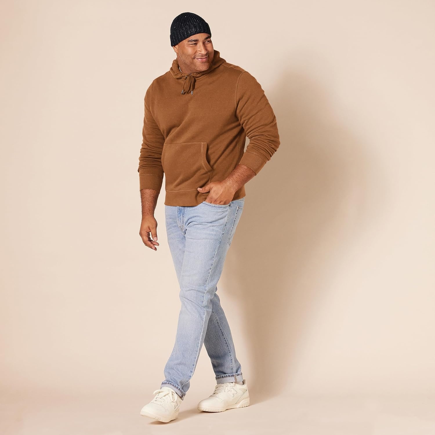 image:imageAmazon Essentials mens Fleece Pullover Hooded SweatshirtToffee Brown