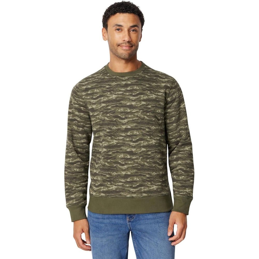 image:imageAmazon Essentials Mens Crewneck Fleece Sweatshirt with Ribbing Available in Big amp TallAbstract Green Camo