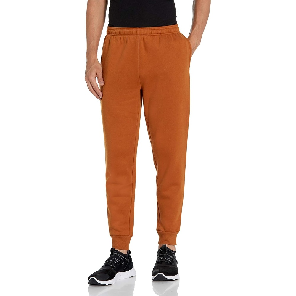 image:imageAmazon Essentials Mens Relaxed Fit Fleece Joggers Sweatpants Drawstring Waist Tapered Leg Ribbed Cuffs Brushed InteriorNutmeg