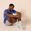 Amazon Essentials Men’s Performance Cotton Cushioned Moisture Control Socks, Athletic Crew, Breathable(White)