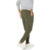 Amazon Essentials Men’s Relaxed Fit Cargo Fleece Jogger Sweatpants with Drawstring(Olive Heather)